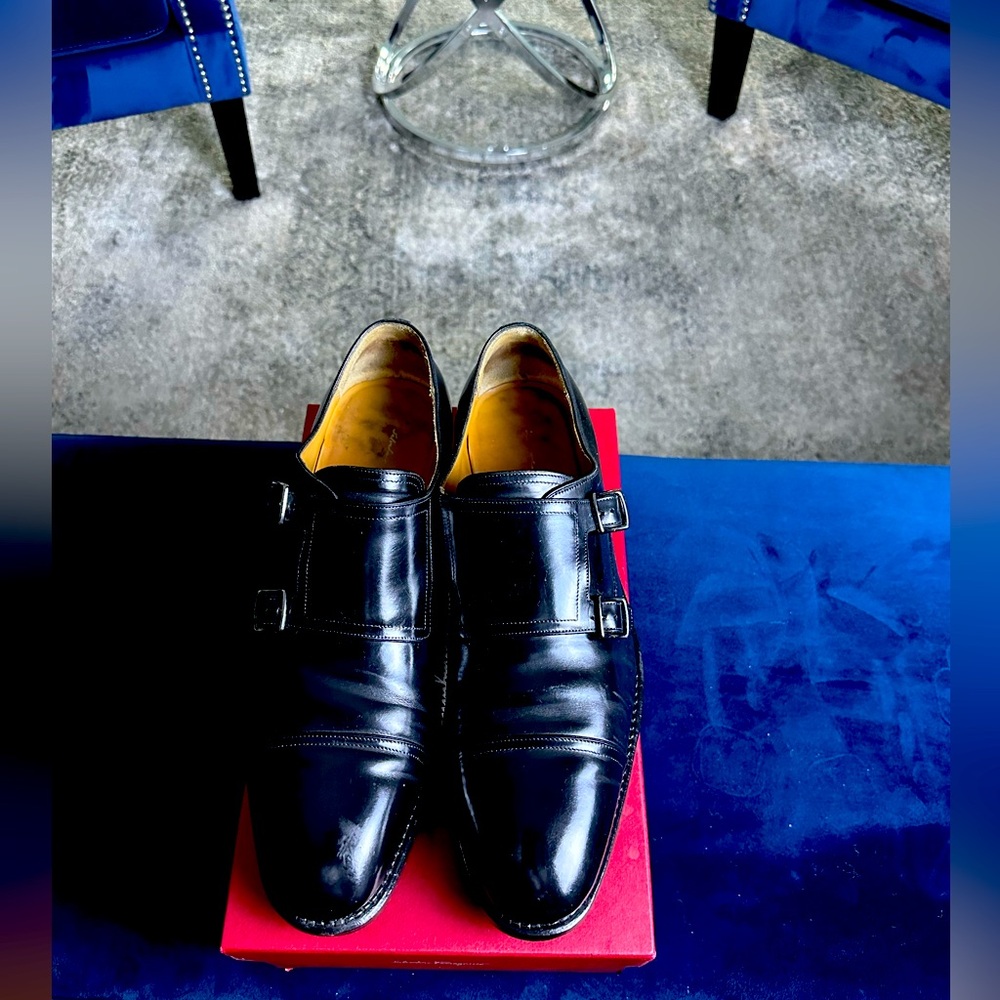 Limited edition, Ferragamo monk Trap
